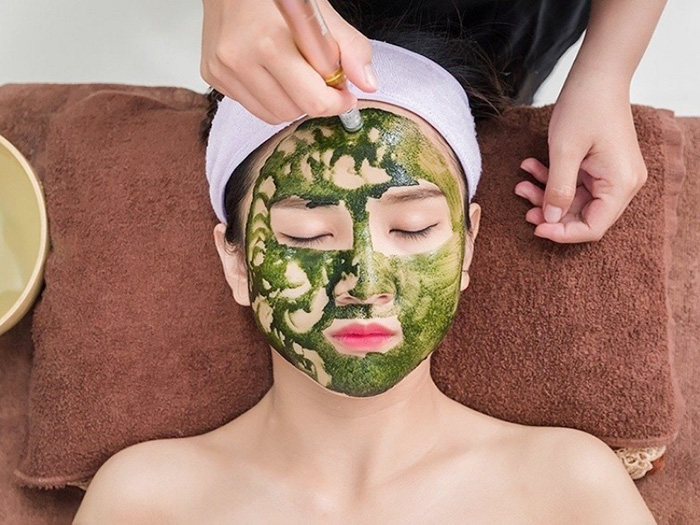 Uống hay đắp tảo xoắn: cách nào phù hợp hơn?